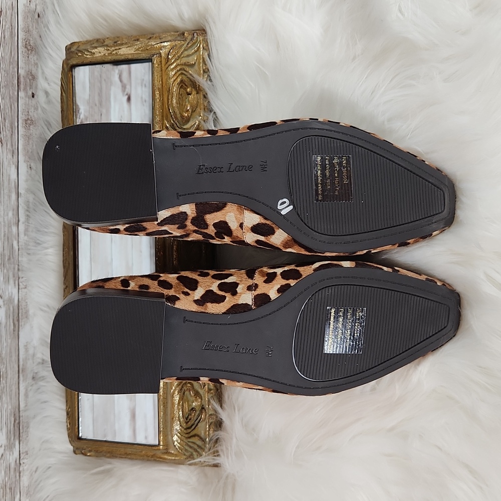Essex Lane, women's Leopard print flat shoes, never worn,  size 7 1/2 M. - Picture 10 of 11